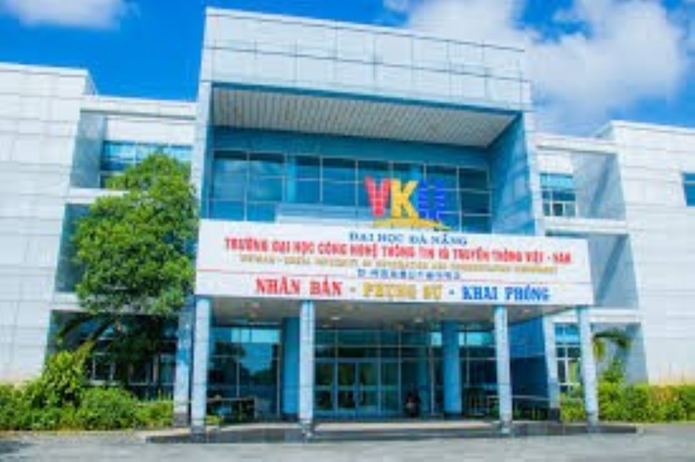 Bế mạc Khảo sát chính thức đánh giá ngoài chương trình đào tạo Trường Đại học Công nghệ thông tin và truyền thông Việt – Hàn, Đại học Đà Nẵng